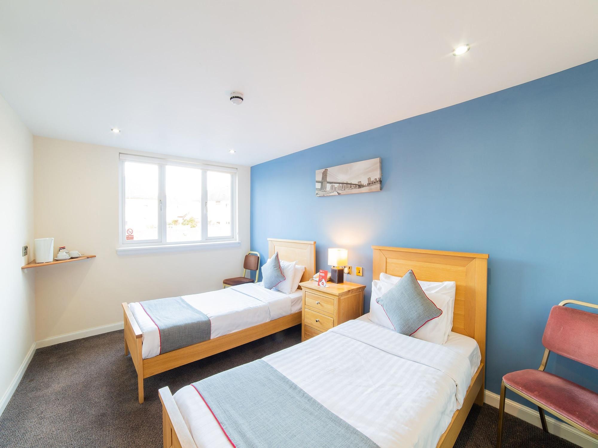 Oyo Douglas Hotel Kilmarnock Eksteriør bilde
